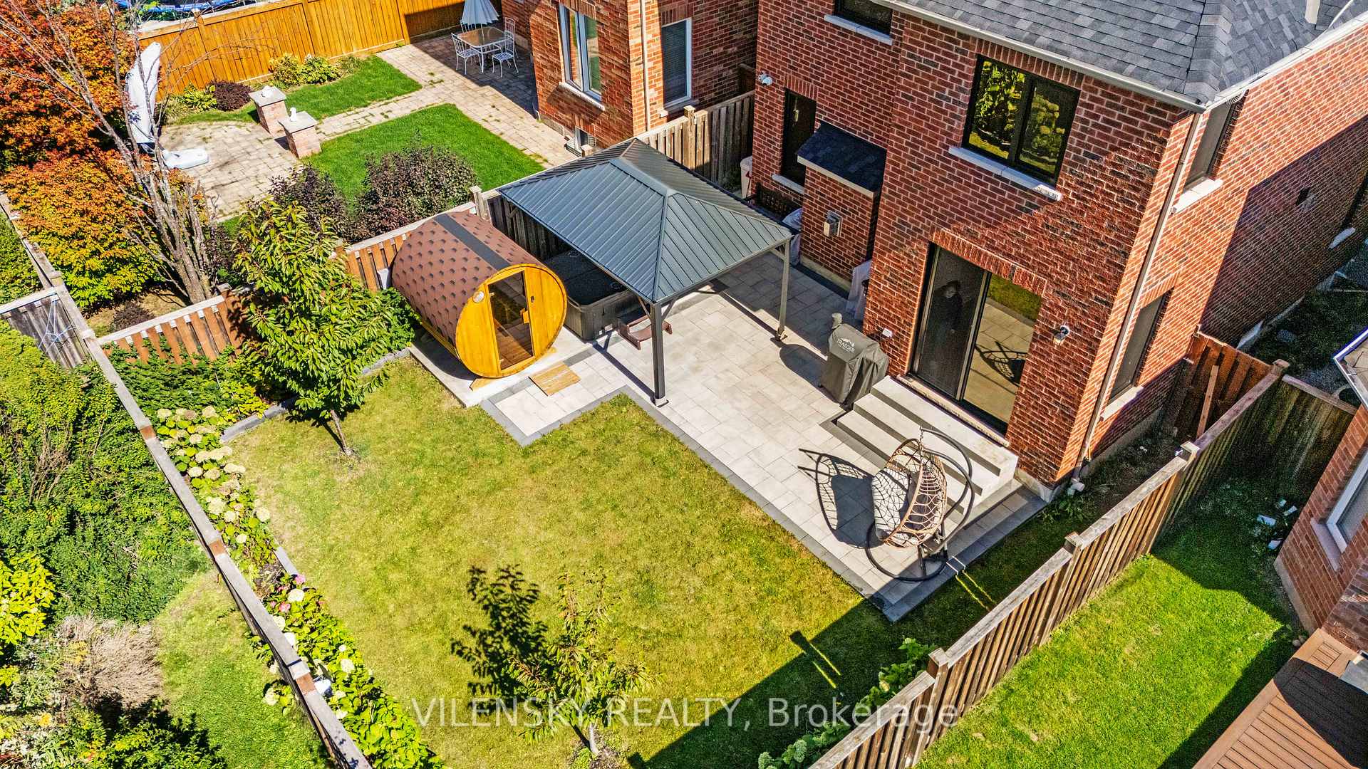 Photo 44 of 68 Alex Black Street, Vaughan, Patterson — HOMEH