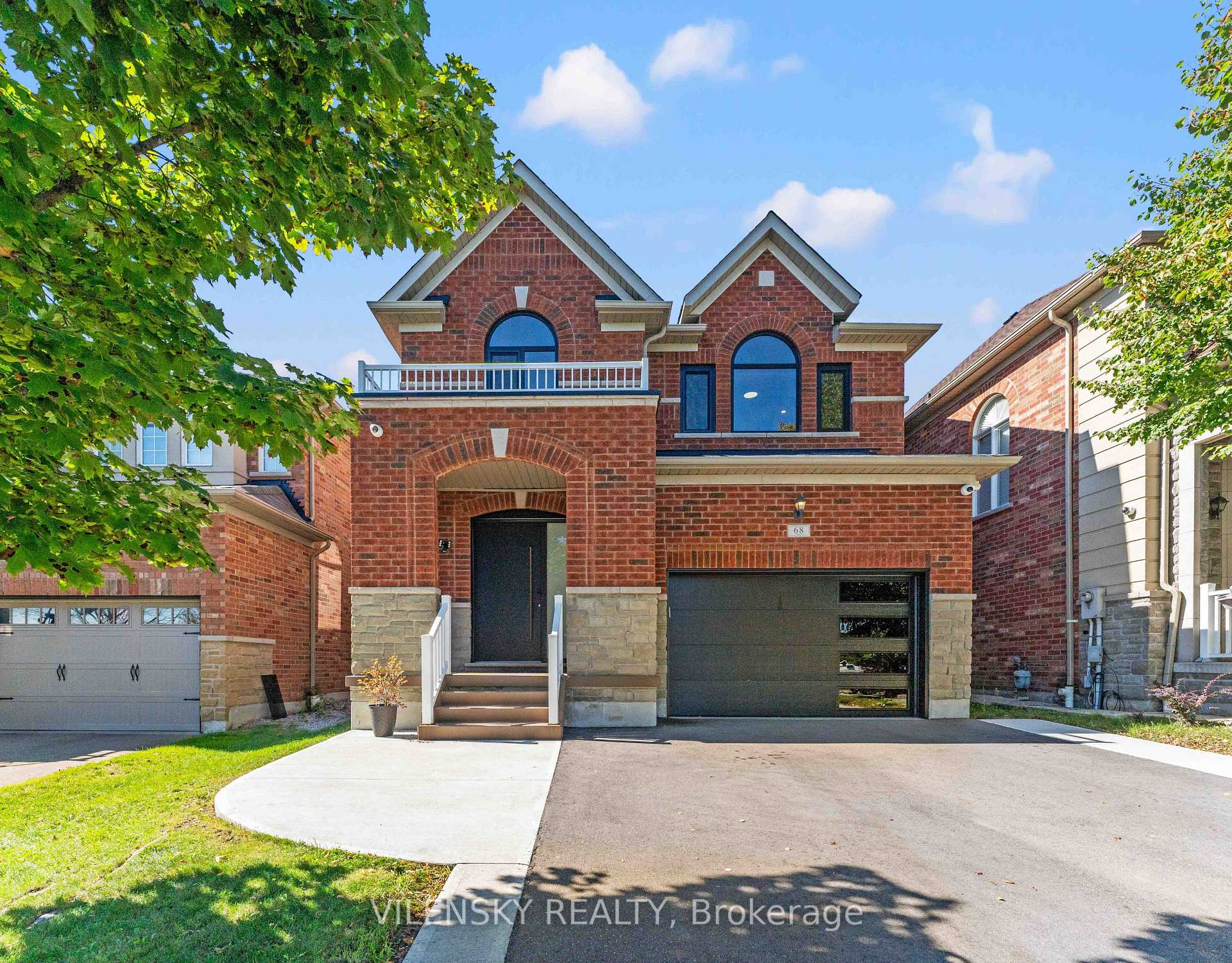 Photo 48 of 68 Alex Black Street, Vaughan, Patterson — HOMEH