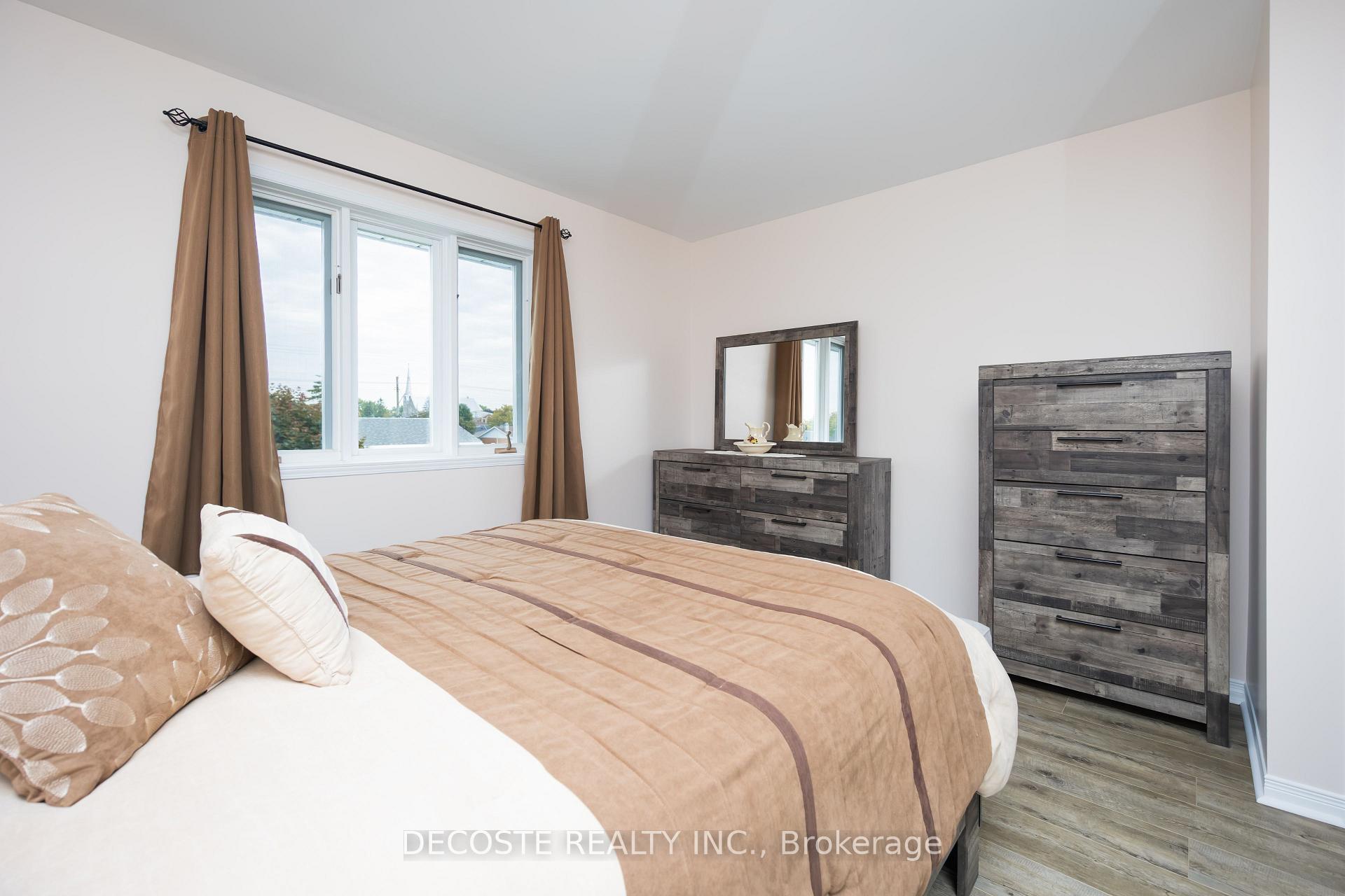 Photo 10 of 87 Tonia Street, North Glengarry, Alexandria — HOMEH
