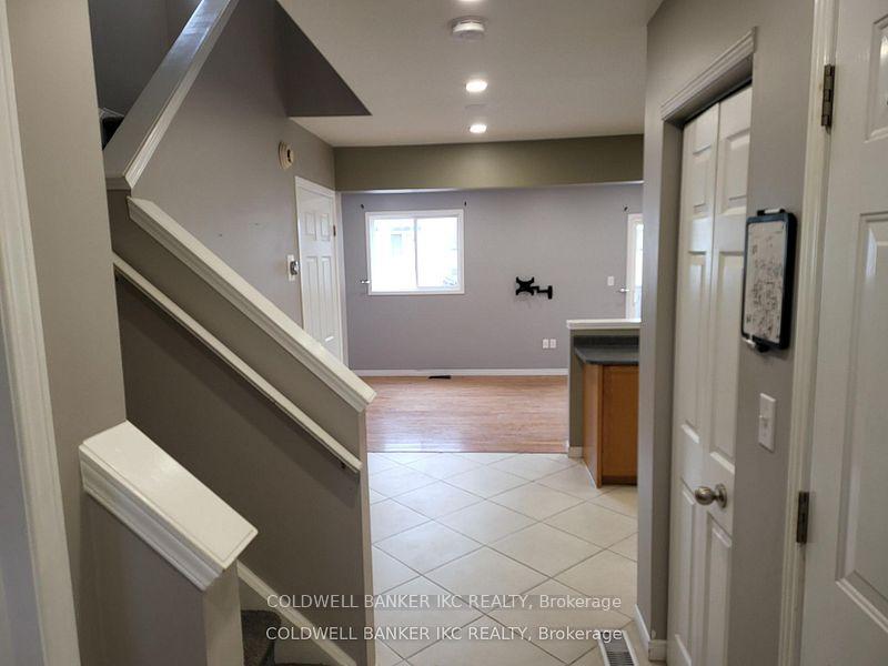 Photo 2 of 152 Prosperity Drive, Kitchener, Larentian West — HOMEH