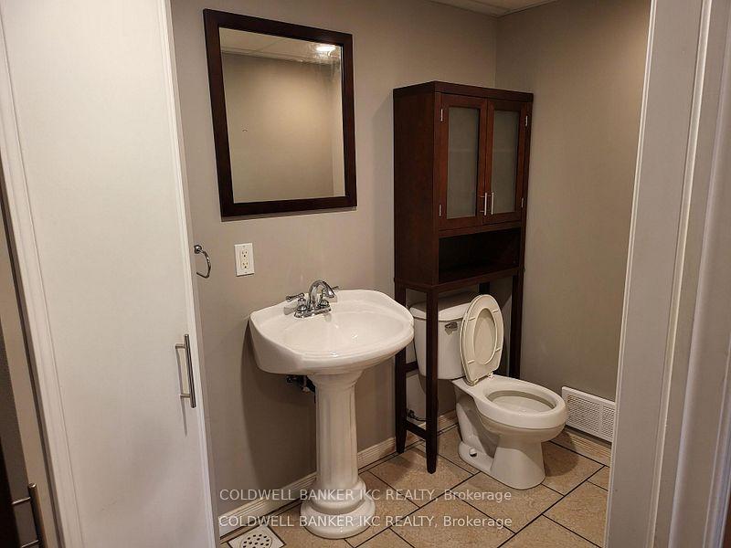 Photo 6 of 152 Prosperity Drive, Kitchener, Larentian West — HOMEH