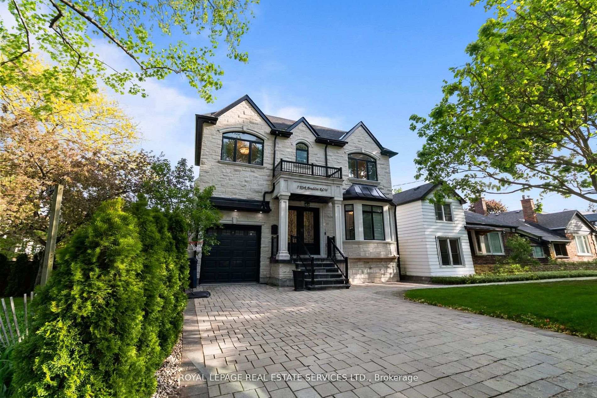 Photo 2 of 5 Kirk Bradden Road W, Etobicoke, Stonegate-Queensway — HOMEH