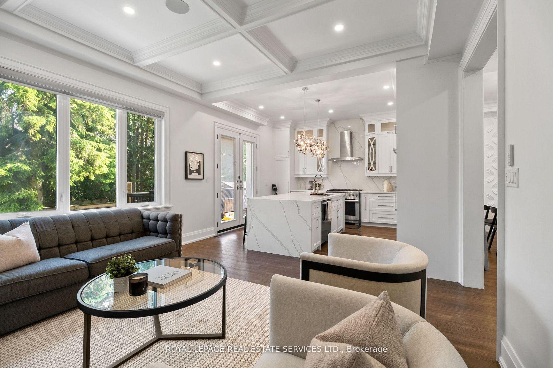 Photo 10 of 5 Kirk Bradden Road W, Etobicoke, Stonegate-Queensway — HOMEH