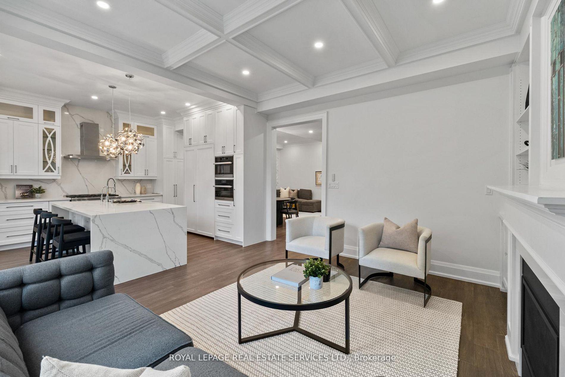 Photo 11 of 5 Kirk Bradden Road W, Etobicoke, Stonegate-Queensway — HOMEH