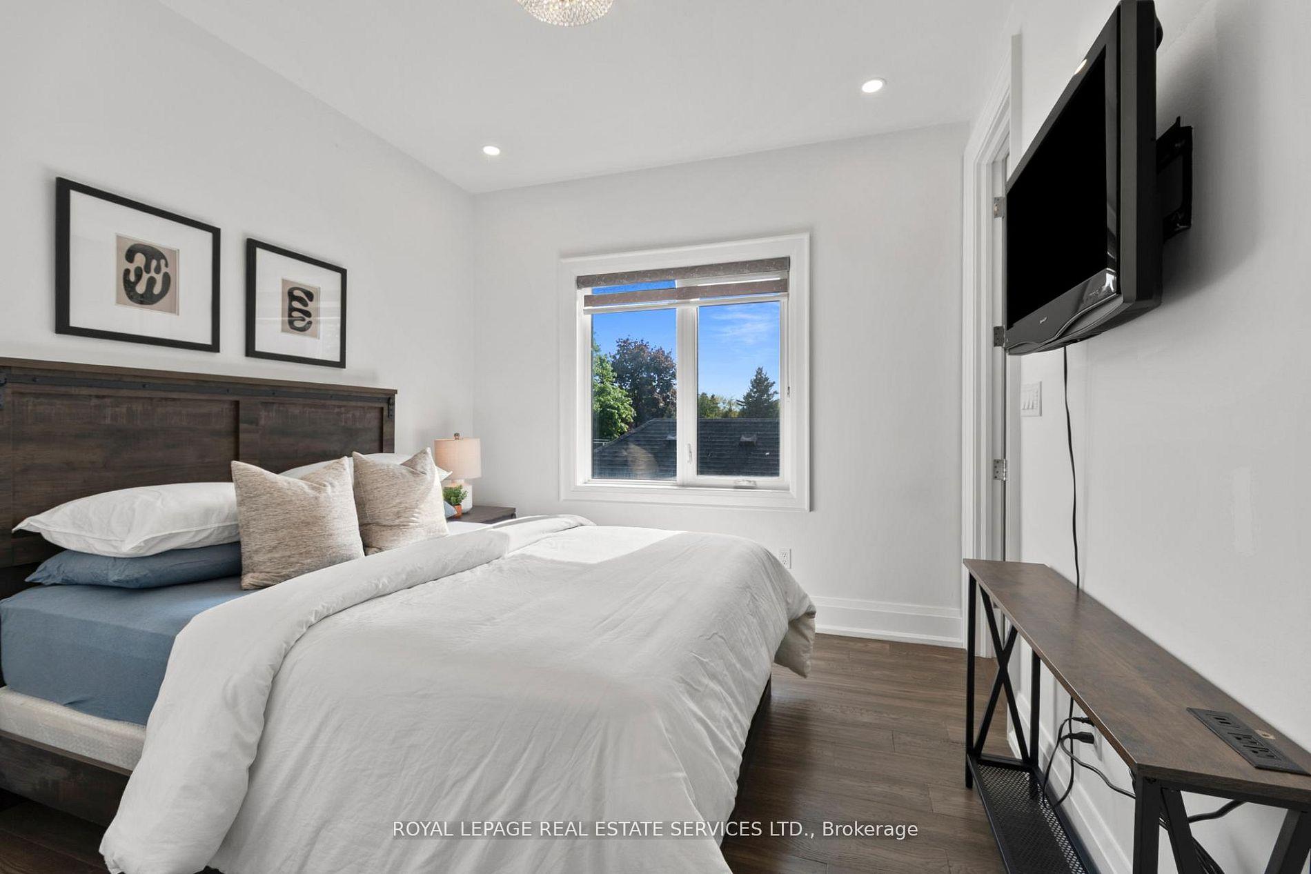 Photo 25 of 5 Kirk Bradden Road W, Etobicoke, Stonegate-Queensway — HOMEH