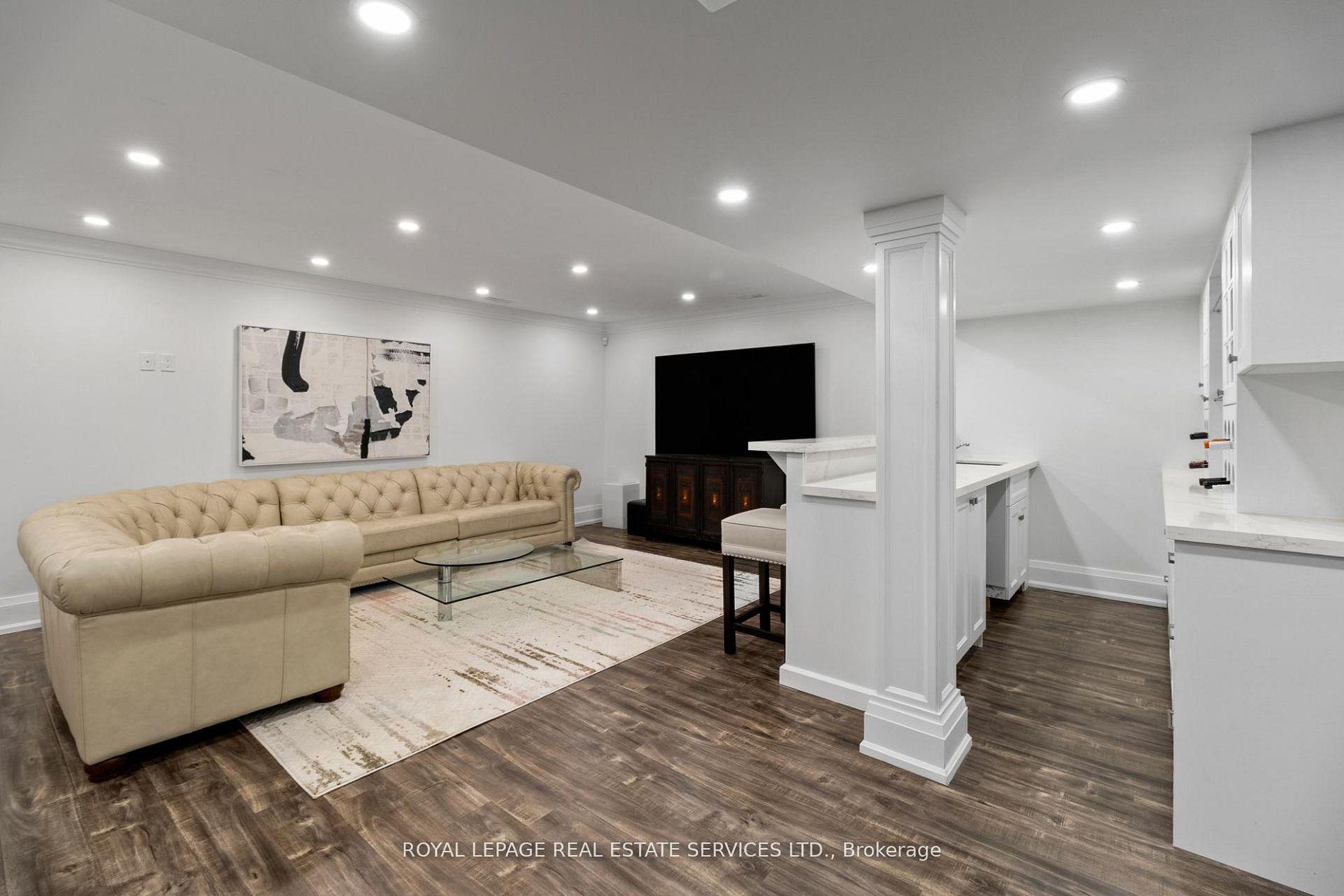 Photo 32 of 5 Kirk Bradden Road W, Etobicoke, Stonegate-Queensway — HOMEH