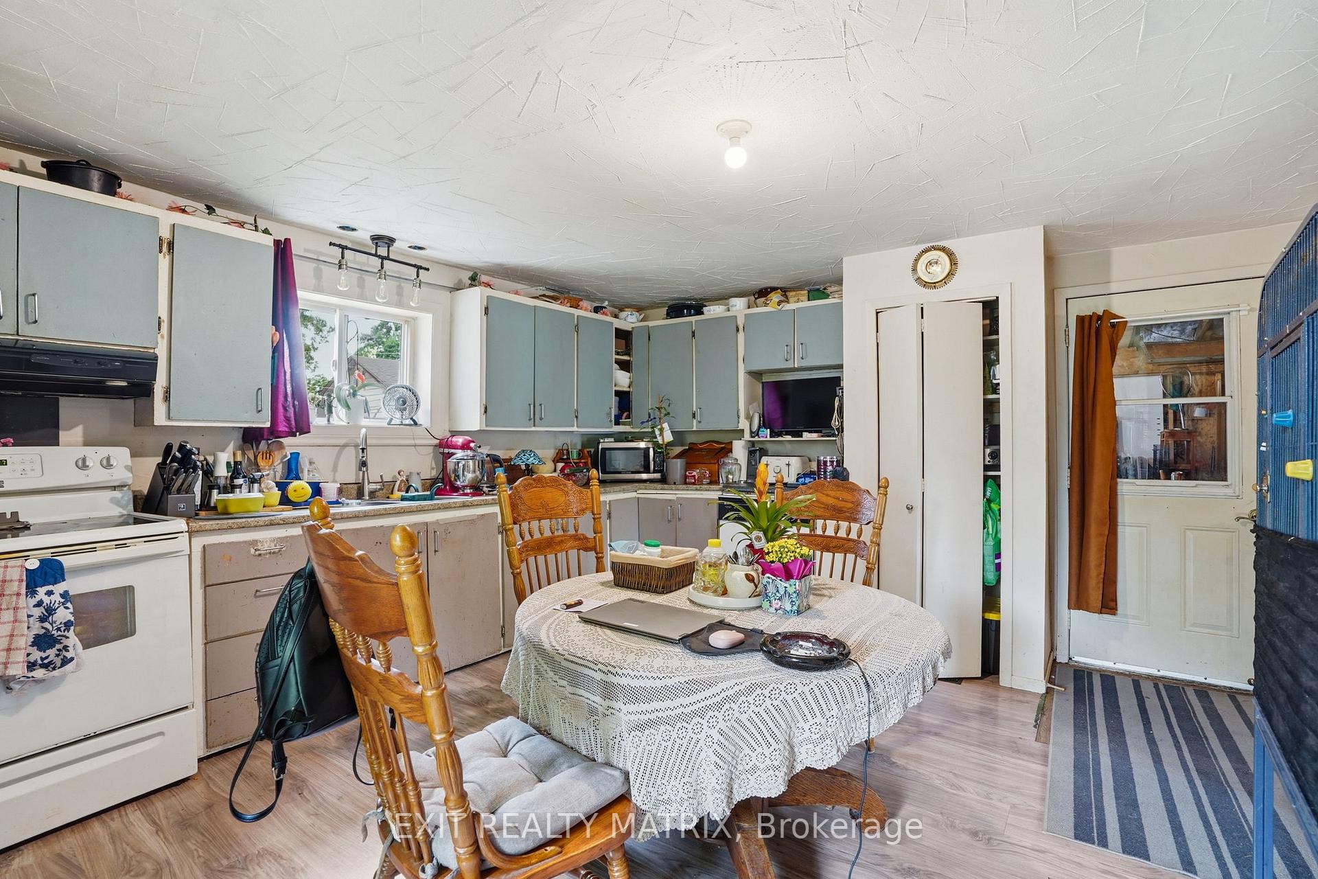 Photo 13 of 10 Peter Street, Champlain, L'Orignal — HOMEH
