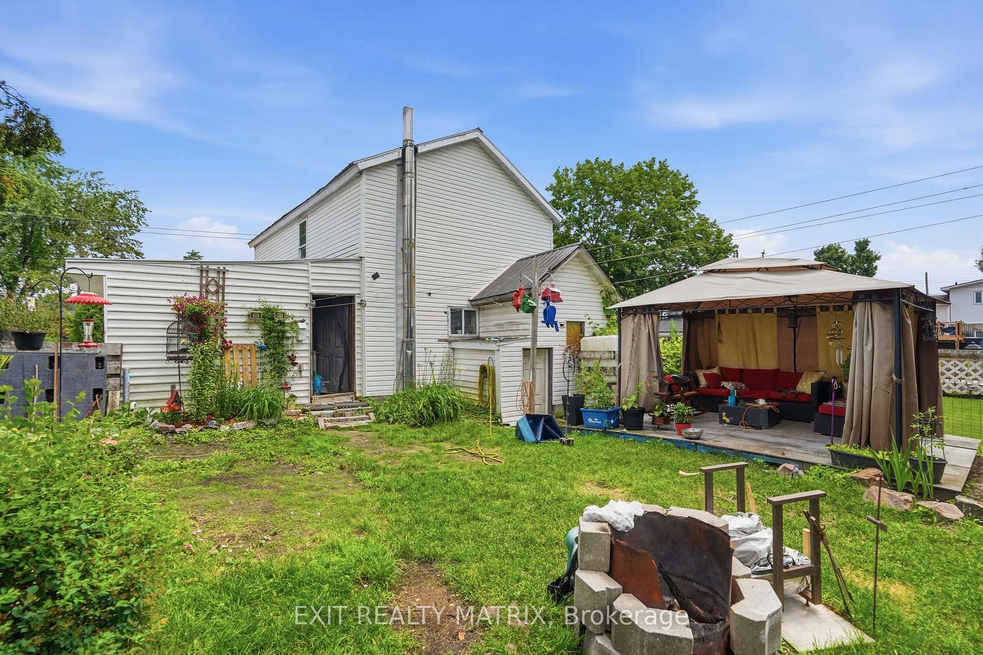 Photo 21 of 10 Peter Street, Champlain, L'Orignal — HOMEH