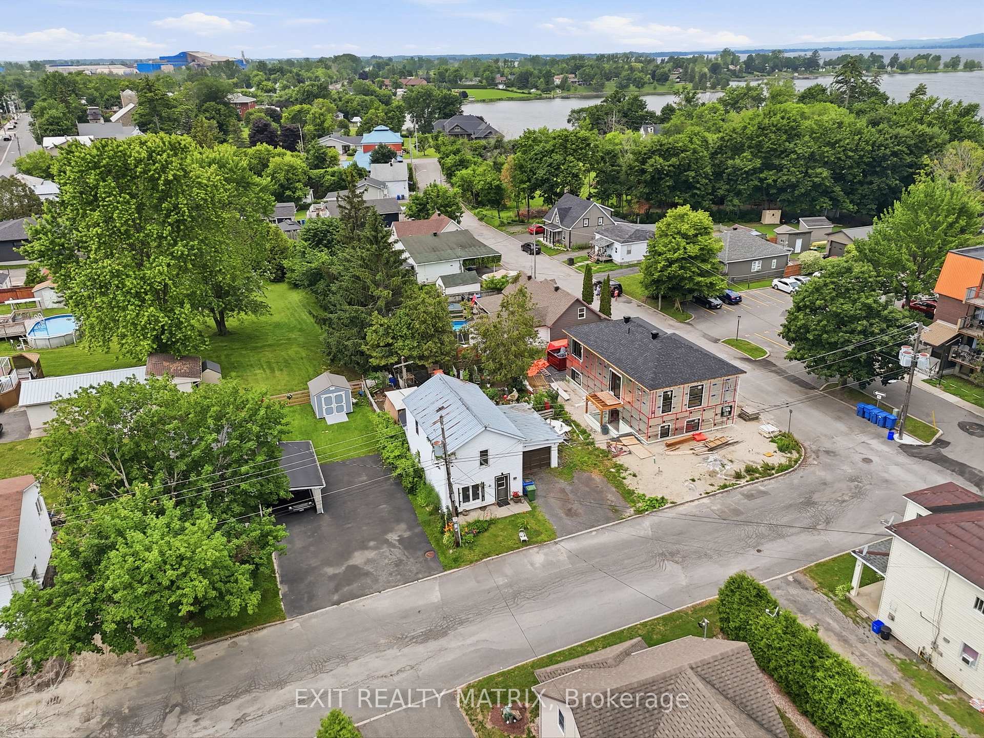 Photo 25 of 10 Peter Street, Champlain, L'Orignal — HOMEH