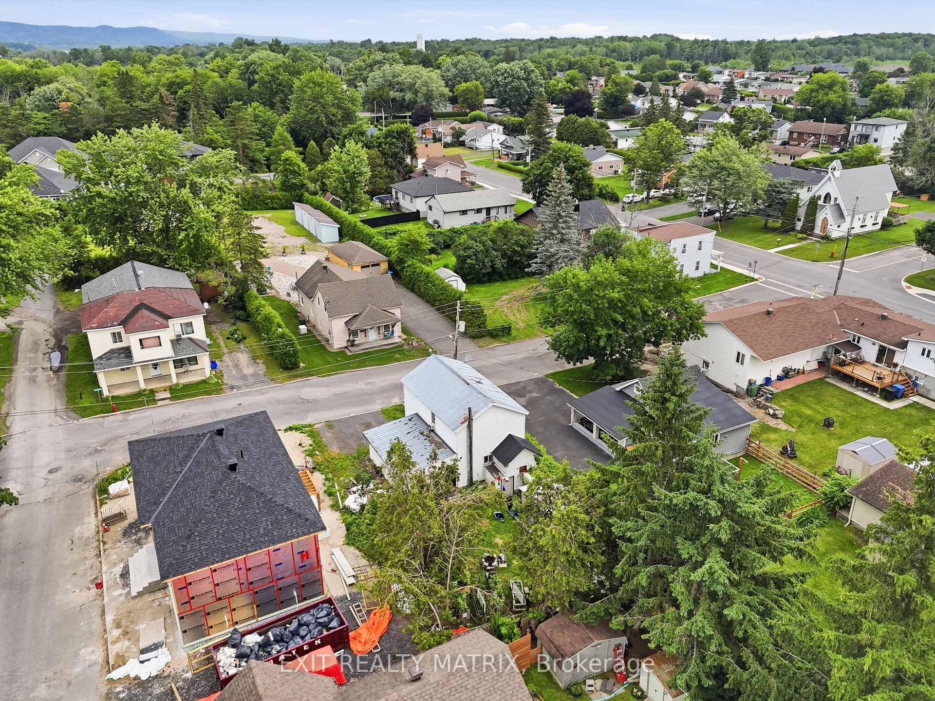 Photo 29 of 10 Peter Street, Champlain, L'Orignal — HOMEH