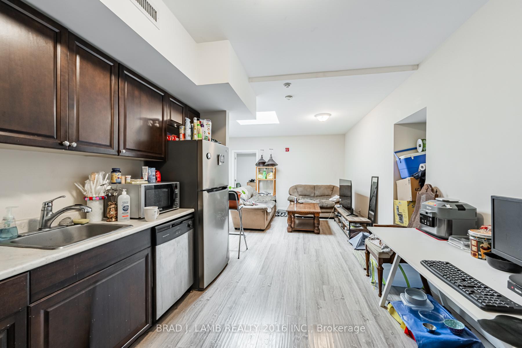 Photo 7 of Unit 3, 2904A Danforth Avenue, Toronto, East End-Danforth — HOMEH