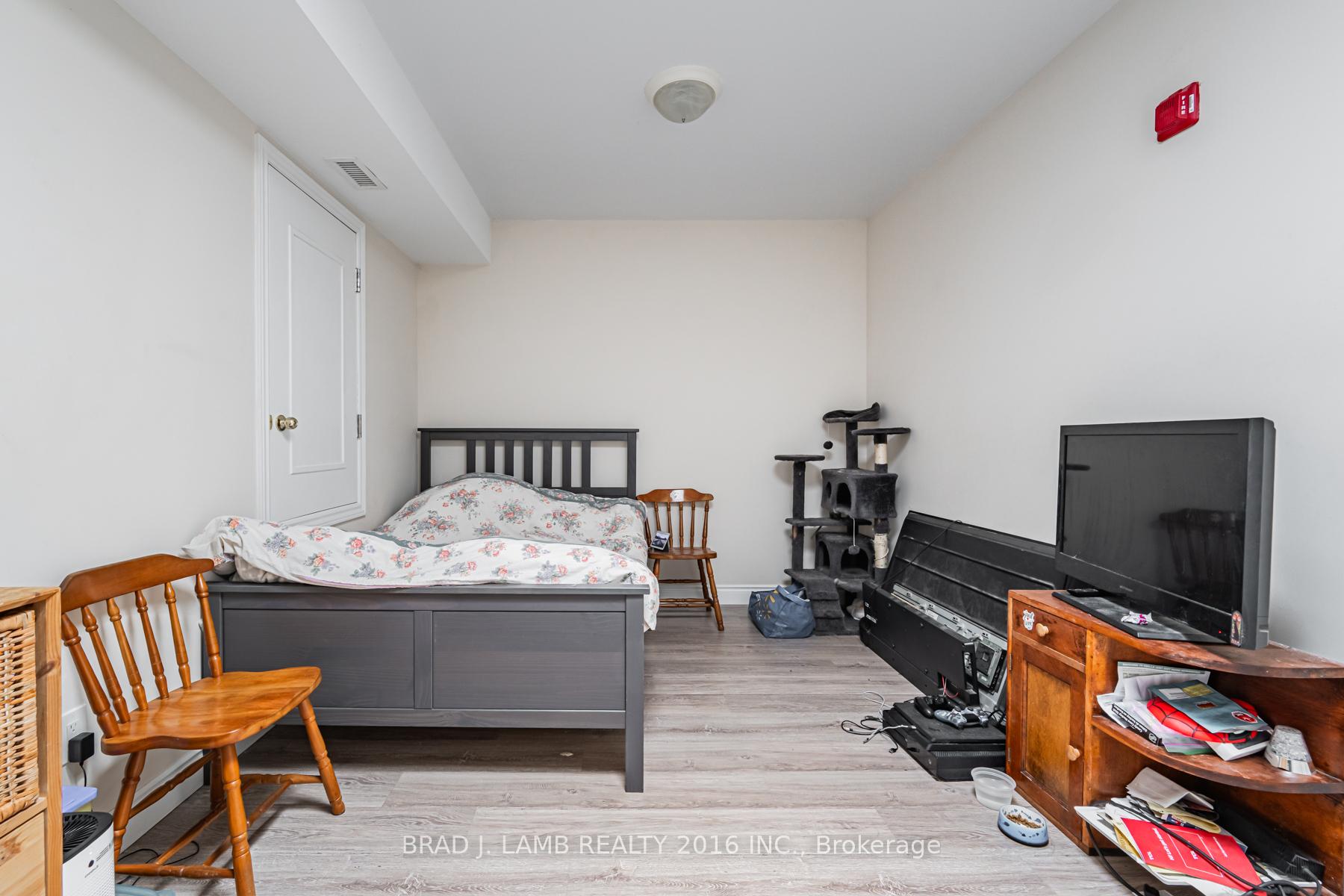 Photo 11 of Unit 3, 2904A Danforth Avenue, Toronto, East End-Danforth — HOMEH