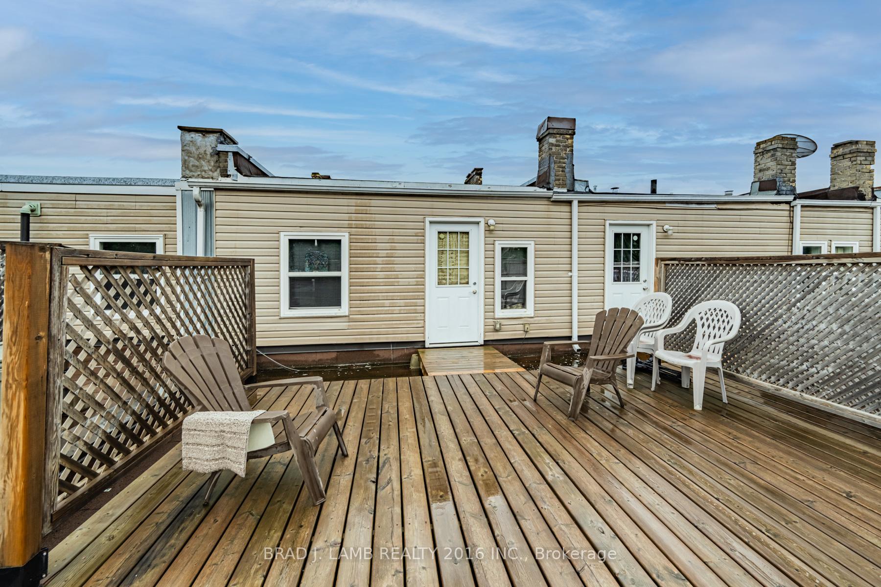 Photo 18 of Unit 3, 2904A Danforth Avenue, Toronto, East End-Danforth — HOMEH
