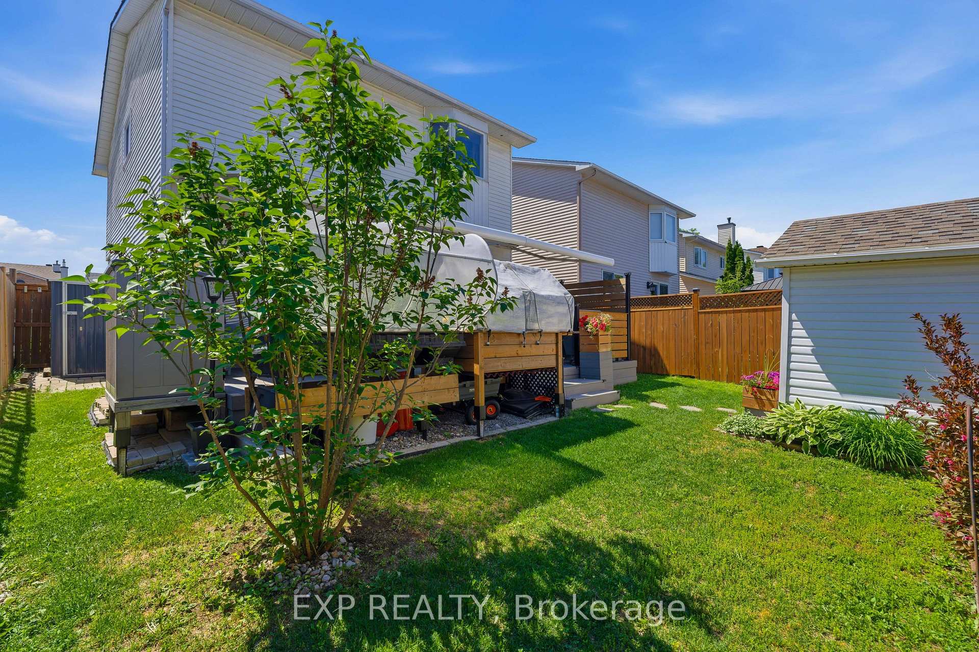 Photo 42 of 129 Pimprenelle Terrace, Ottawa, Queenswood Heights South — HOMEH