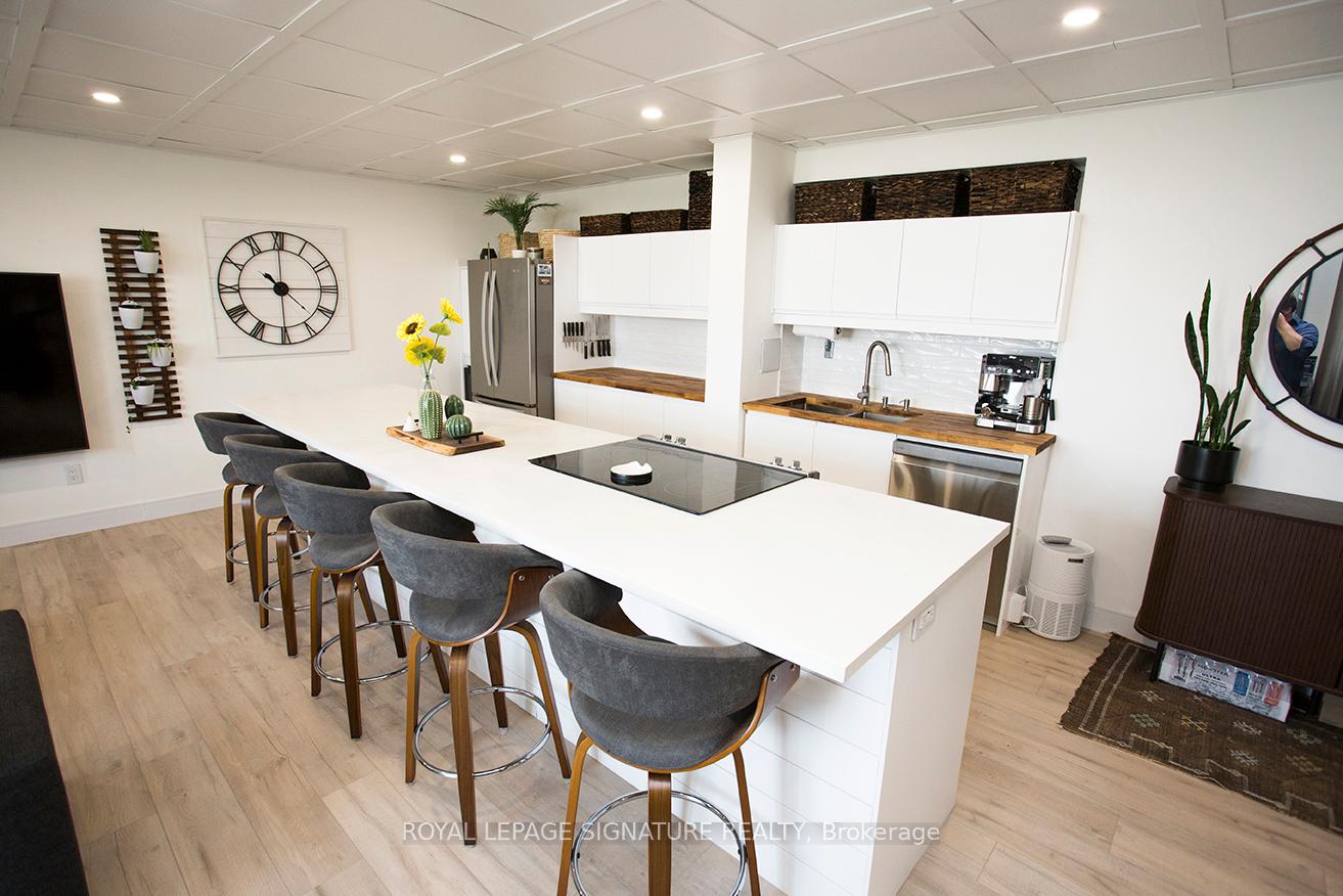 Photo 7 of Unit 1705, 2645 Kipling Avenue, Etobicoke, Mount Olive-Silverstone-Jamestown — HOMEH