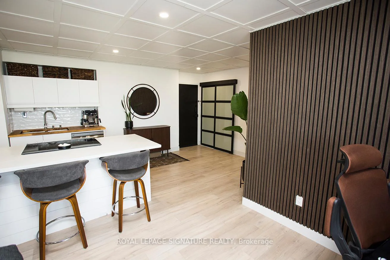 Photo 6 of Unit 1705, 2645 Kipling Avenue, Etobicoke, Mount Olive-Silverstone-Jamestown — HOMEH