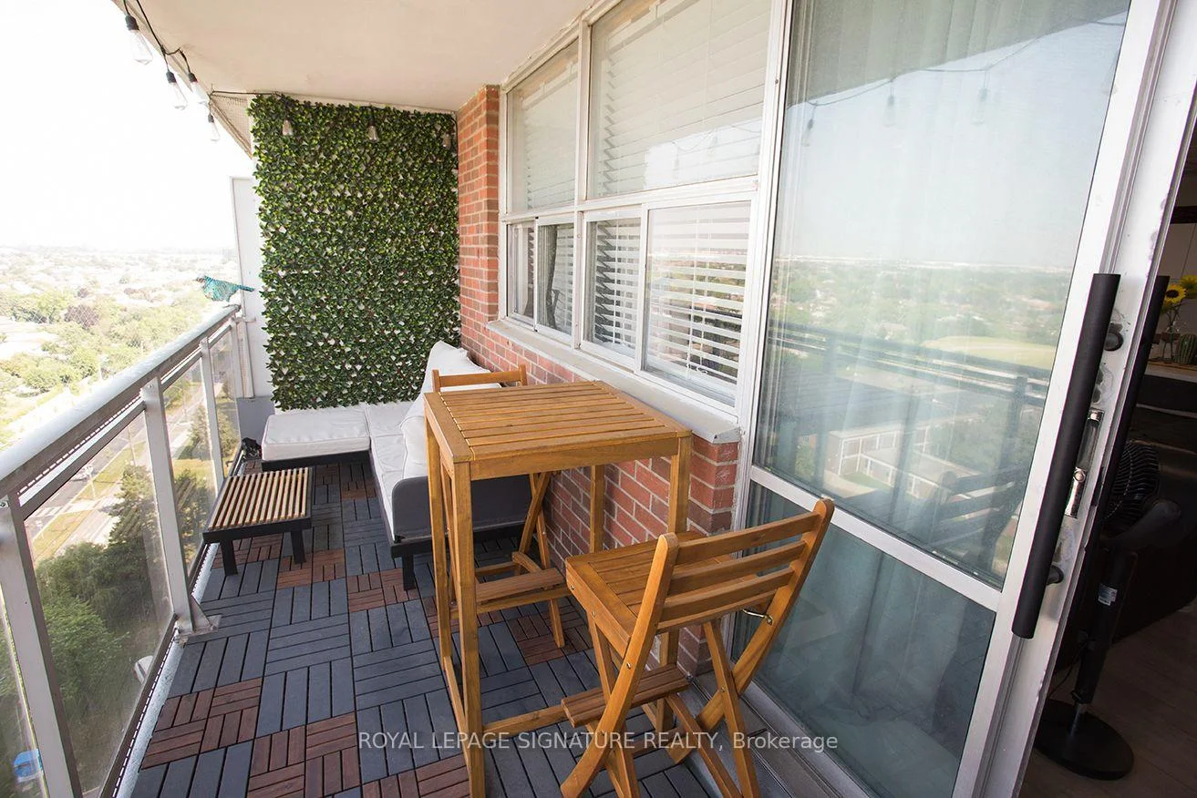 Photo 15 of Unit 1705, 2645 Kipling Avenue, Etobicoke, Mount Olive-Silverstone-Jamestown — HOMEH