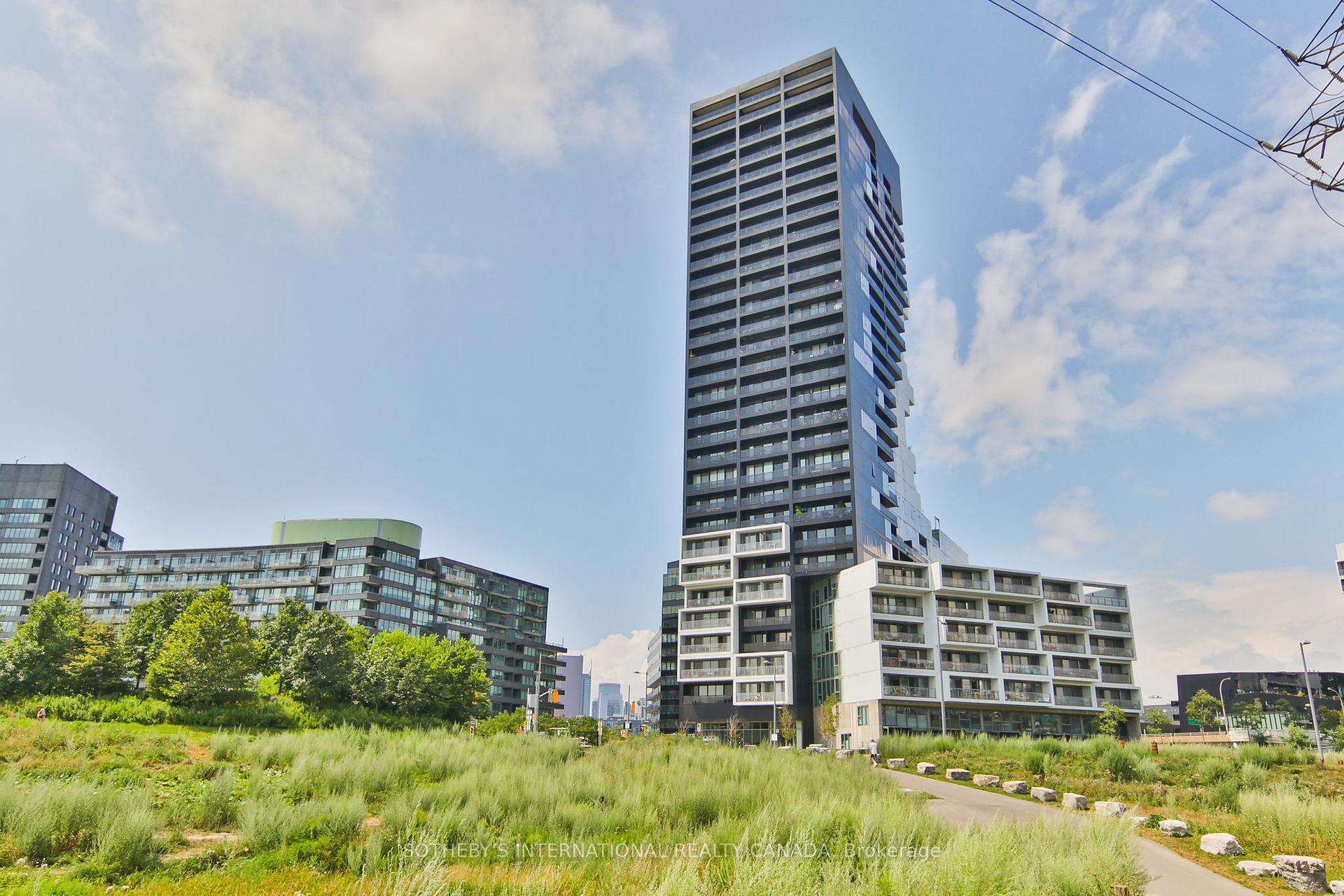 Photo 2 of Unit 820, 170 Bayview Avenue, Toronto, Moss Park — HOMEH