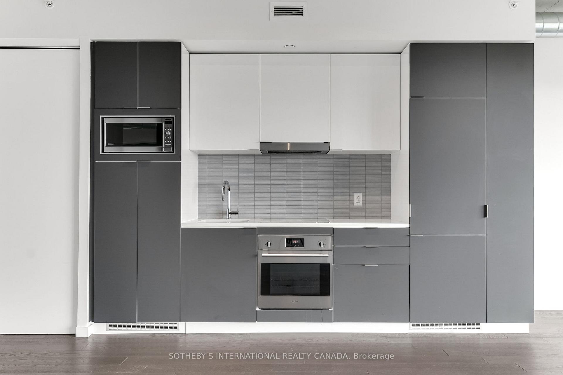 Photo 16 of Unit 820, 170 Bayview Avenue, Toronto, Moss Park — HOMEH