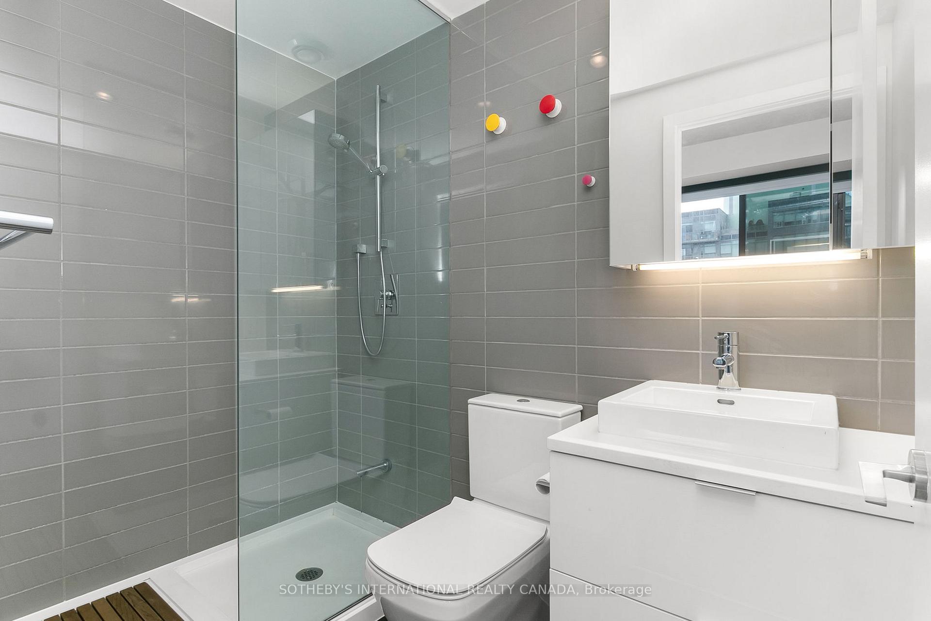 Photo 21 of Unit 820, 170 Bayview Avenue, Toronto, Moss Park — HOMEH