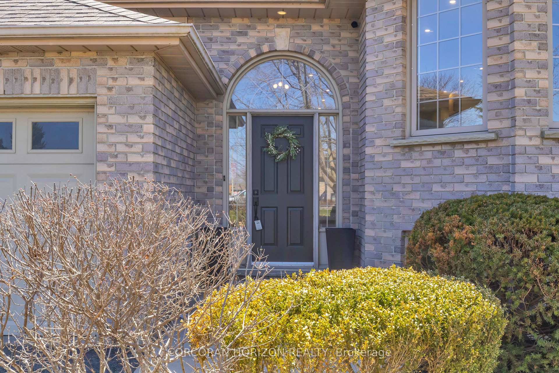 Photo 5 of 5 Bradbury Crescent, Brant, Paris — HOMEH