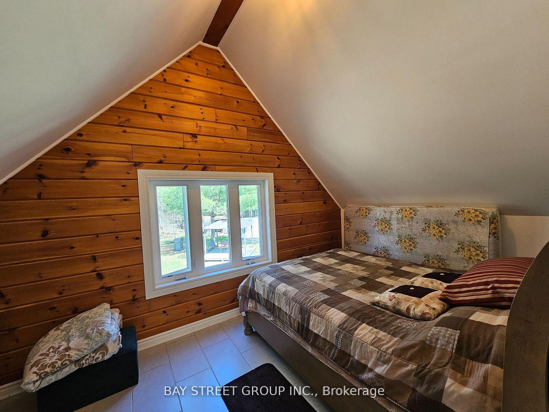 Photo 23 of 1032 Spring Lake Road, Bracebridge, Draper — HOMEH
