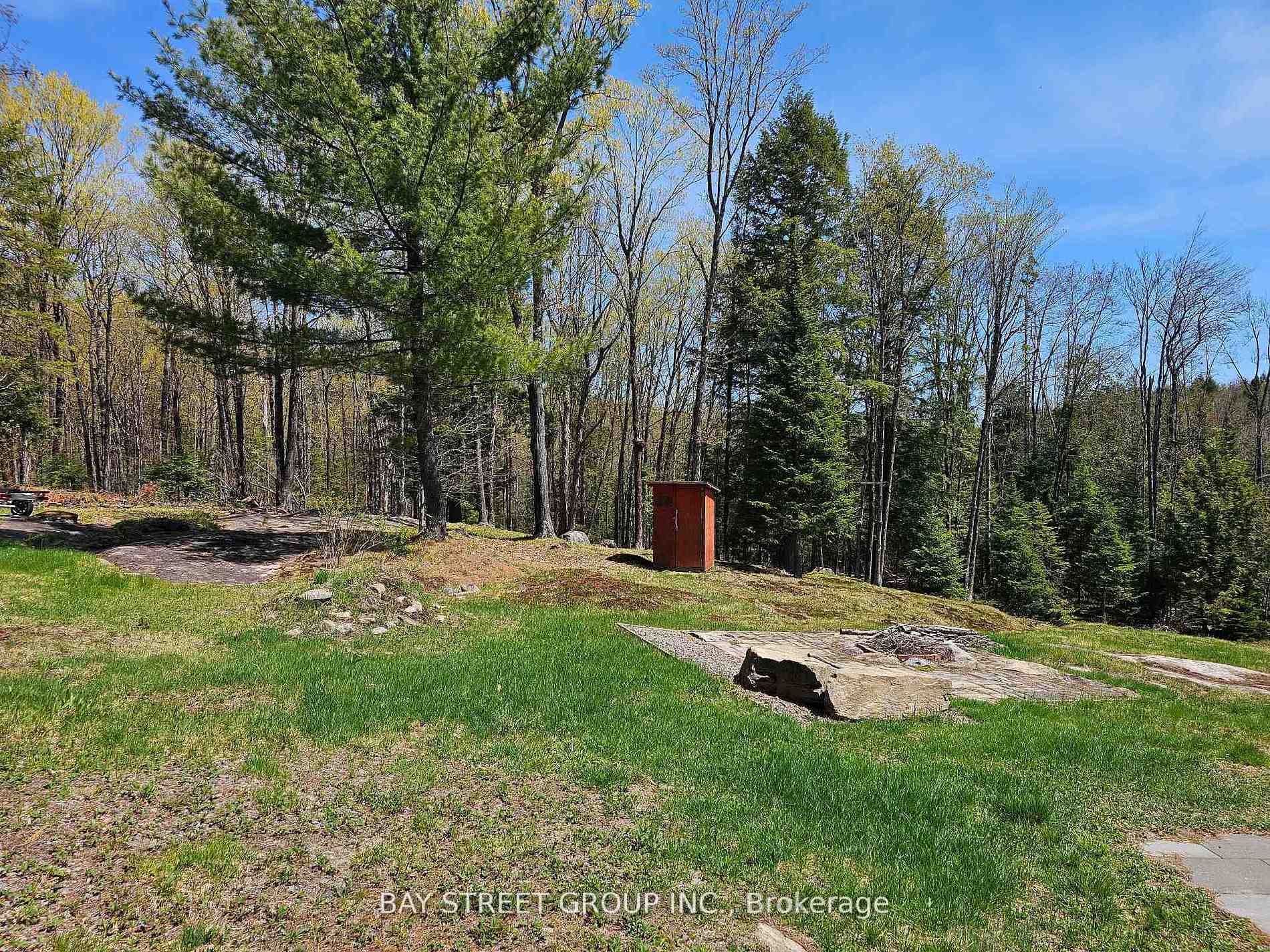 Photo 32 of 1032 Spring Lake Road, Bracebridge, Draper — HOMEH