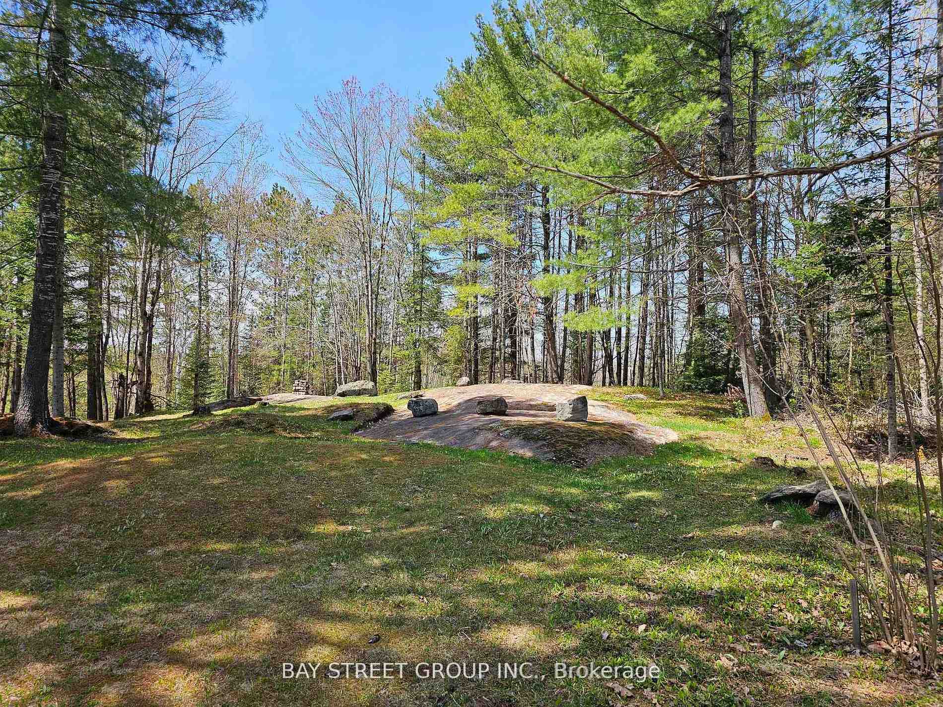 Photo 38 of 1032 Spring Lake Road, Bracebridge, Draper — HOMEH
