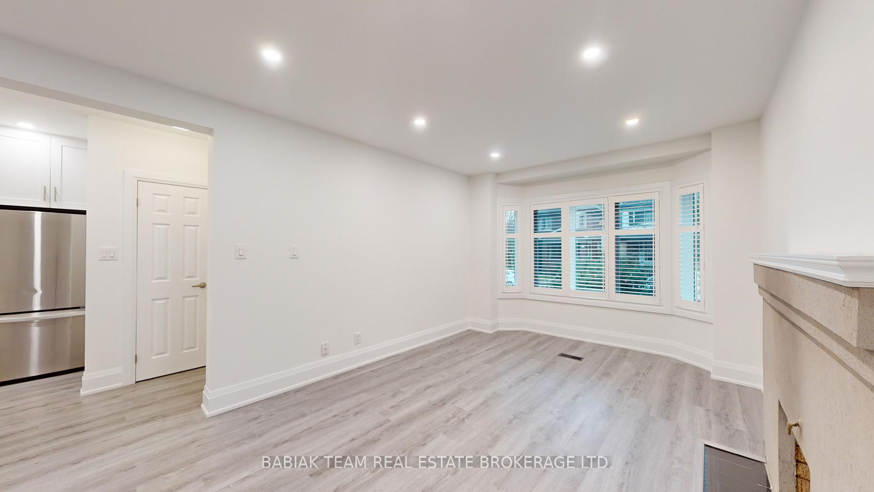 Photo 10 of Unit Main, 19 Grassmere Road, Toronto, Runnymede-Bloor West Village — HOMEH