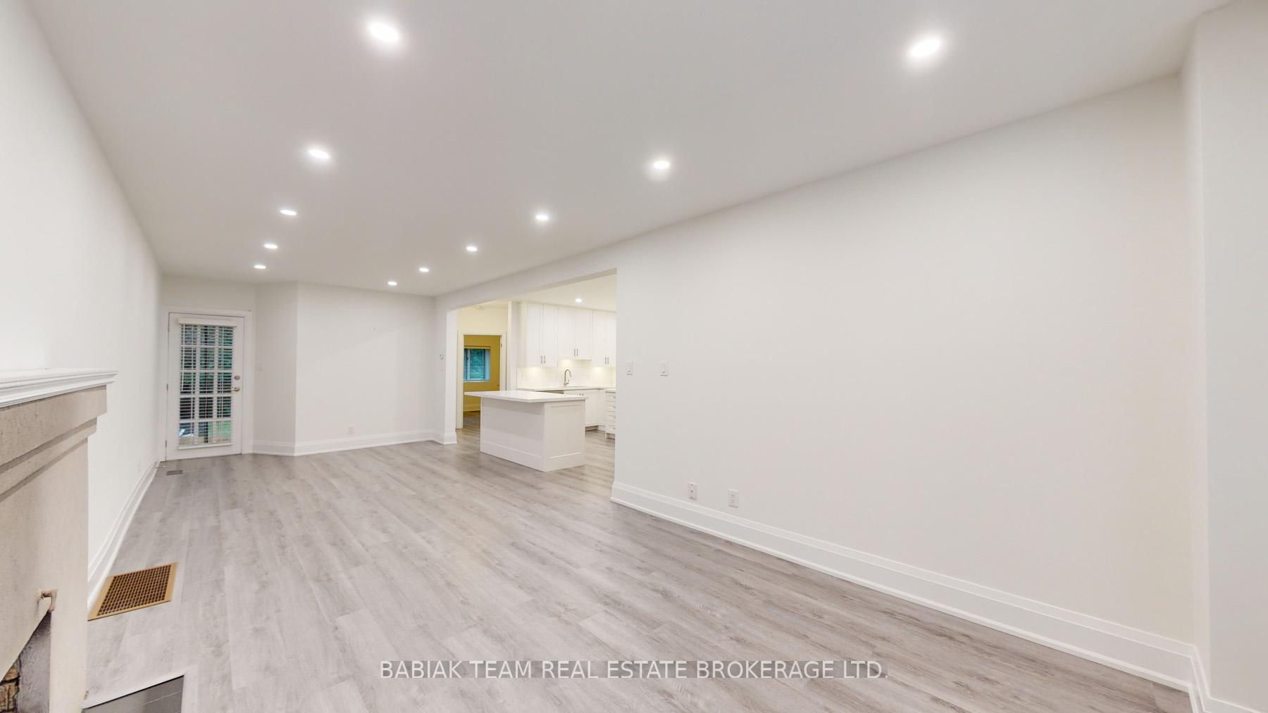Photo 12 of Unit Main, 19 Grassmere Road, Toronto, Runnymede-Bloor West Village — HOMEH