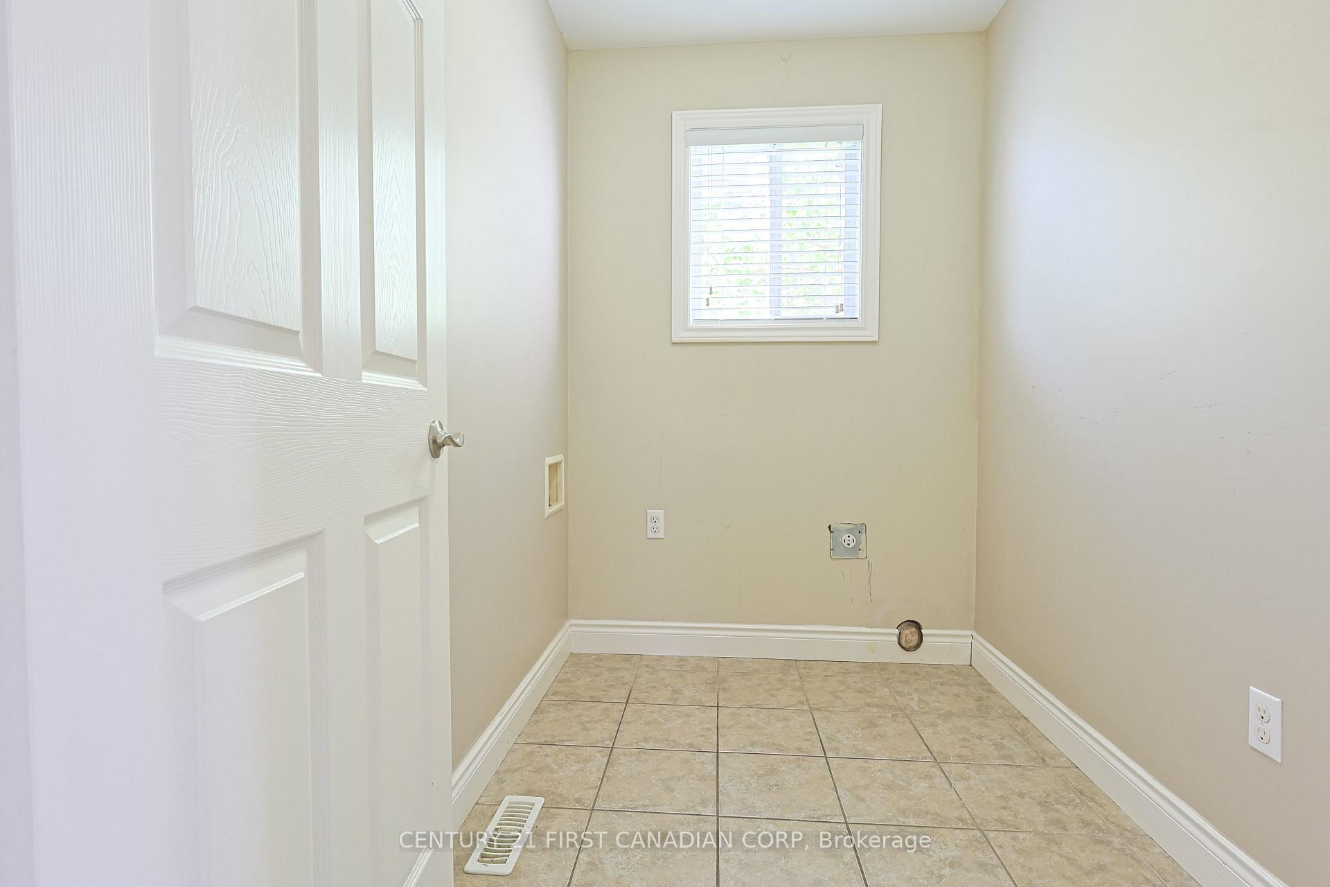 Photo 26 of Unit 34, 565 Bluebell Road, London, North B — HOMEH