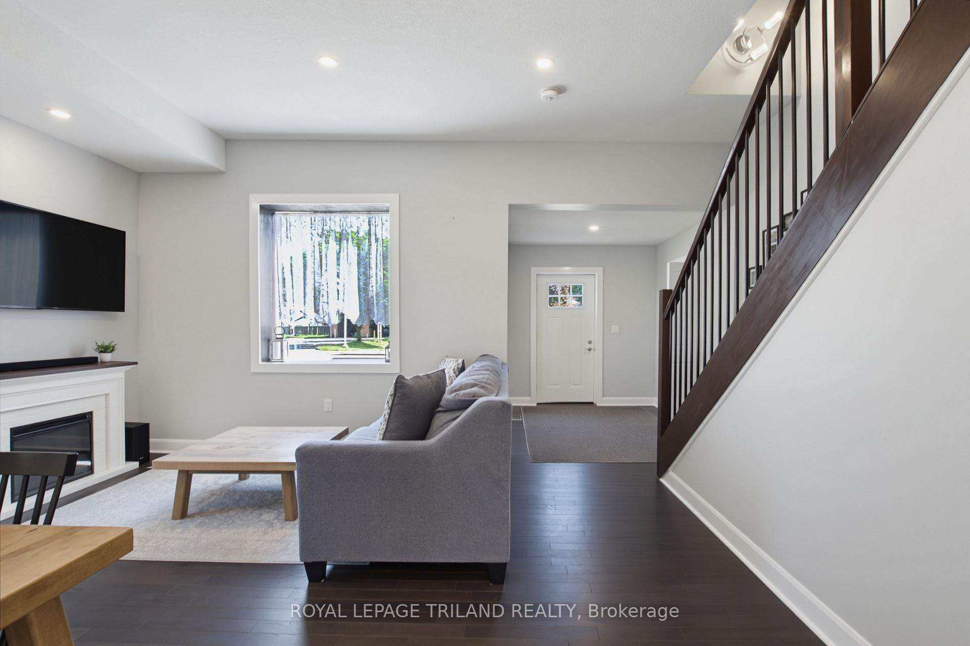 Photo 10 of 260 Graham Street, West Elgin, West Lorne — HOMEH