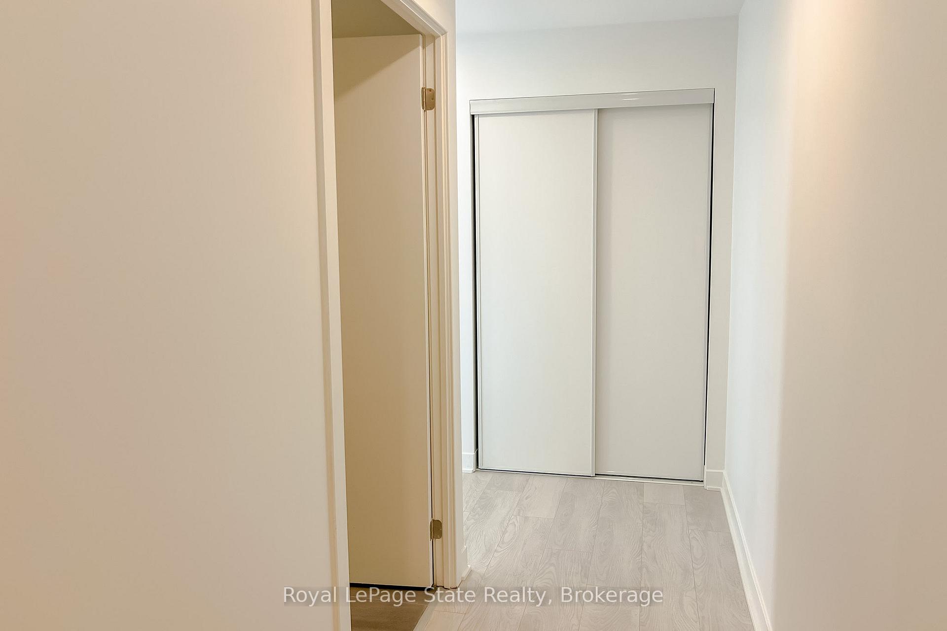 Photo 7 of 10 Flavelle Trail, Vaughan, Steeles West Industrial — HOMEH