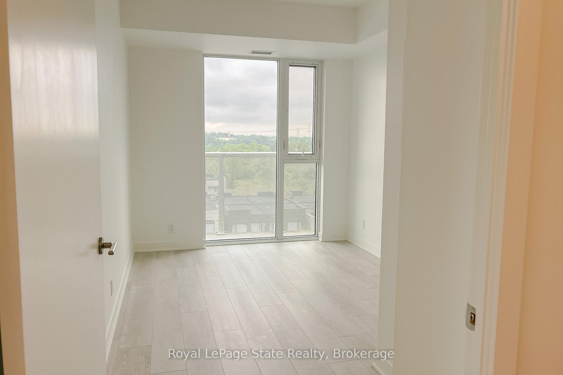 Photo 8 of 10 Flavelle Trail, Vaughan, Steeles West Industrial — HOMEH