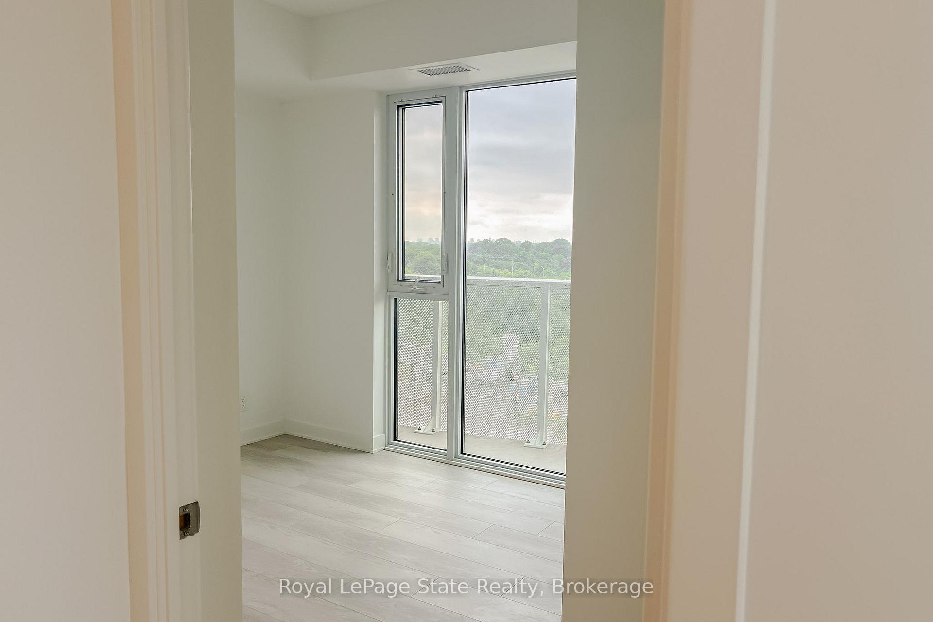Photo 9 of 10 Flavelle Trail, Vaughan, Steeles West Industrial — HOMEH