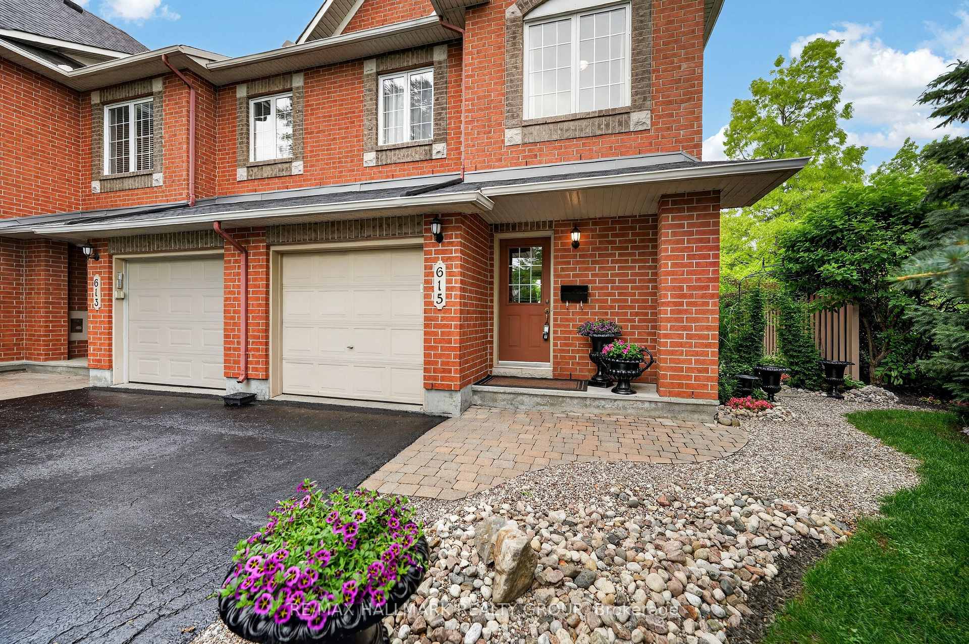 Photo 3 of 615 Aquaview Drive, Ottawa, Avalon East — HOMEH