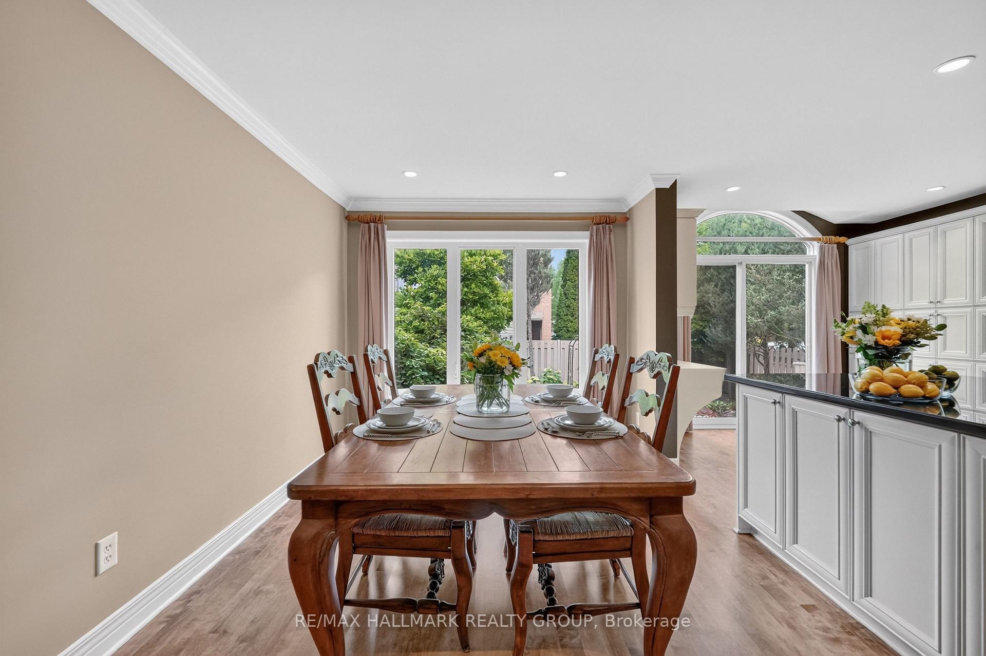 Photo 8 of 615 Aquaview Drive, Ottawa, Avalon East — HOMEH
