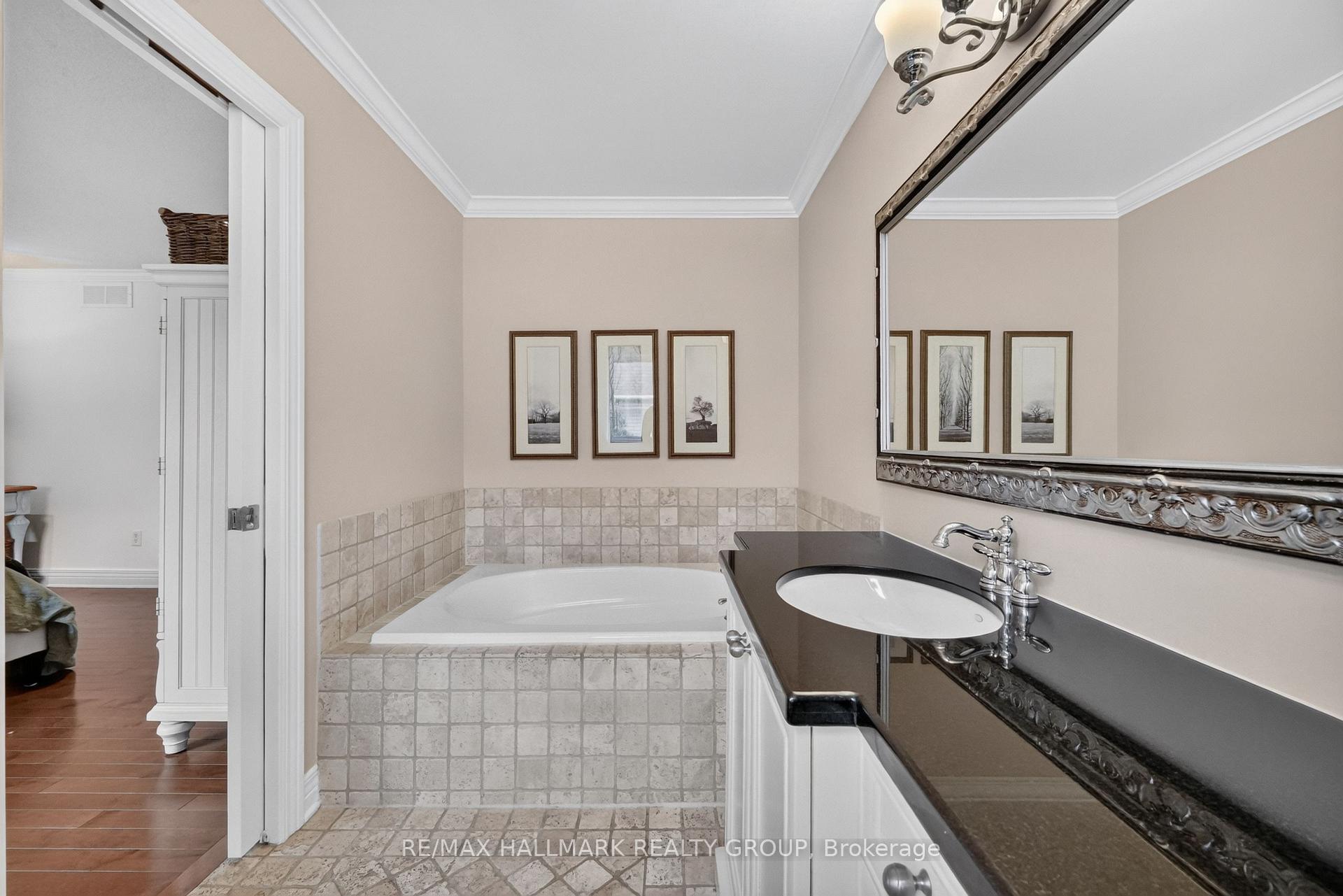 Photo 20 of 615 Aquaview Drive, Ottawa, Avalon East — HOMEH