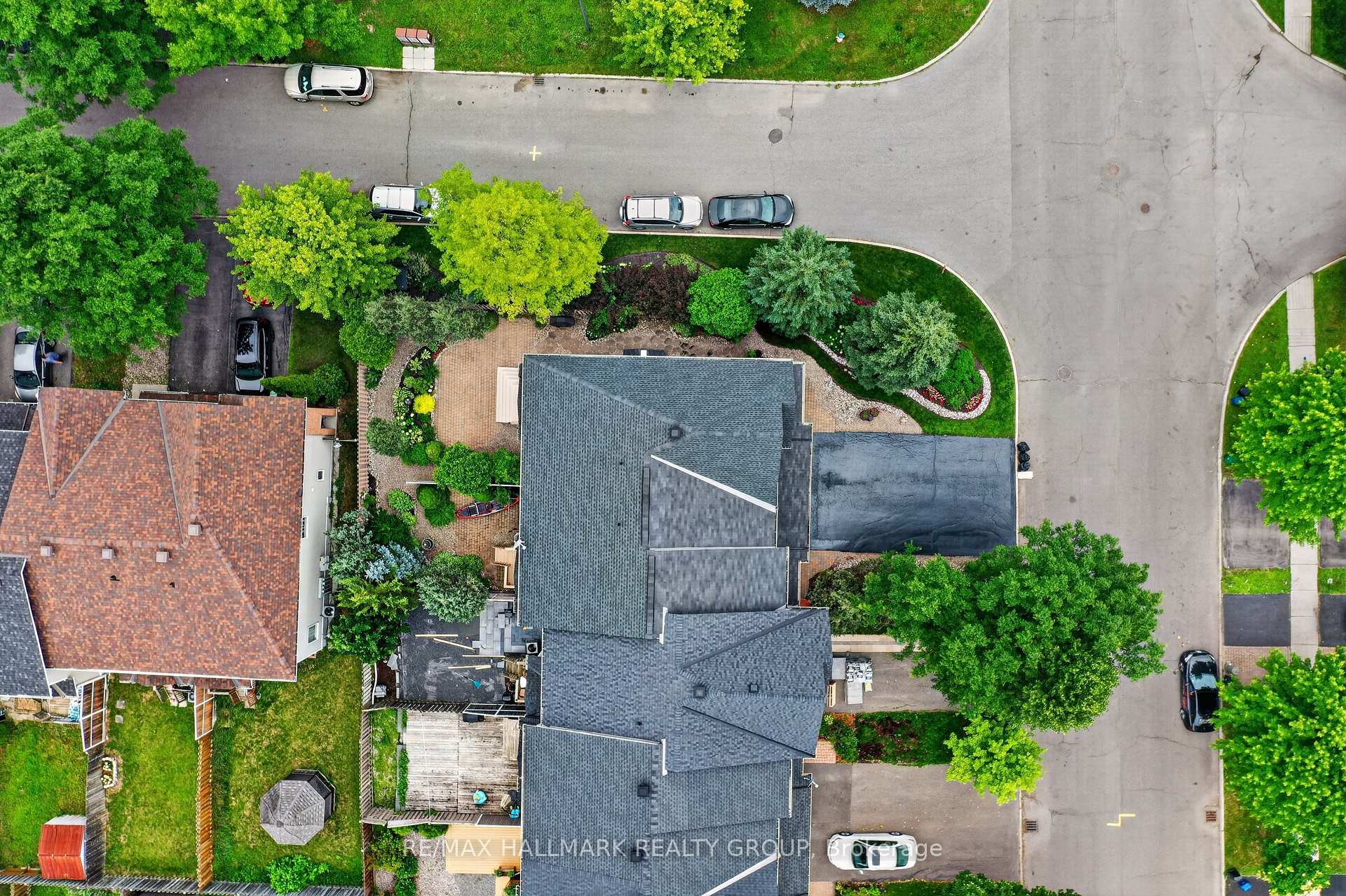 Photo 37 of 615 Aquaview Drive, Ottawa, Avalon East — HOMEH