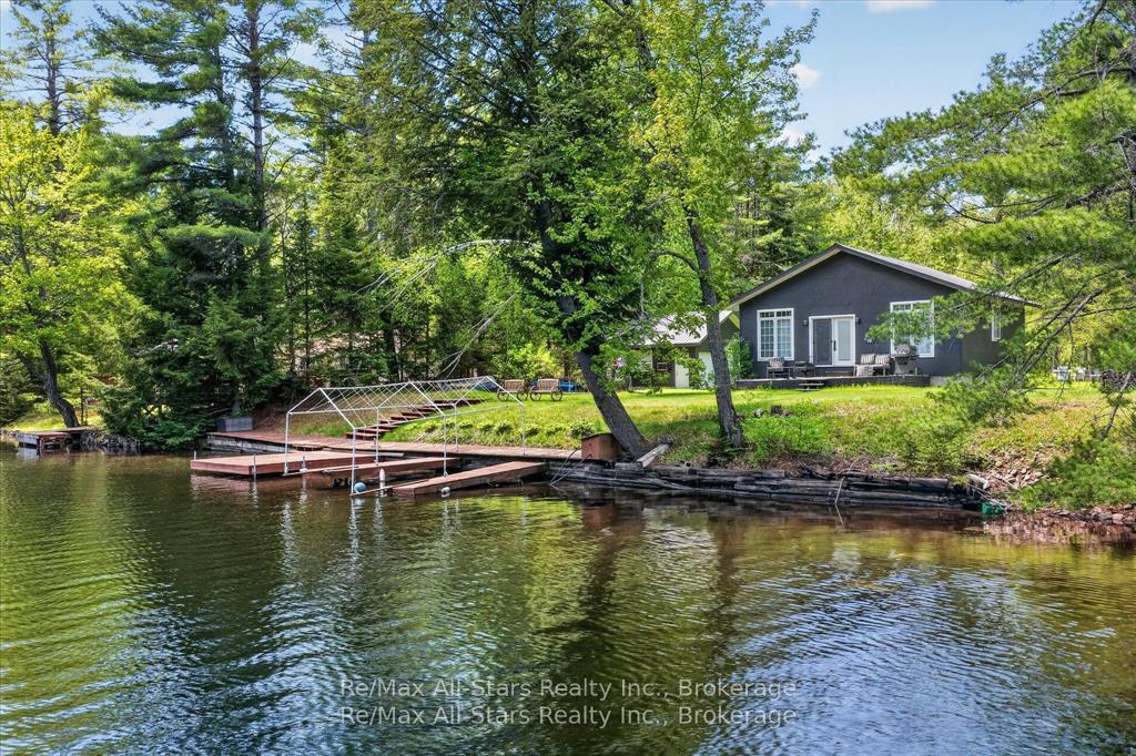 Photo 3 of 24 Relax Avenue, Kawartha Lakes, Norland — HOMEH