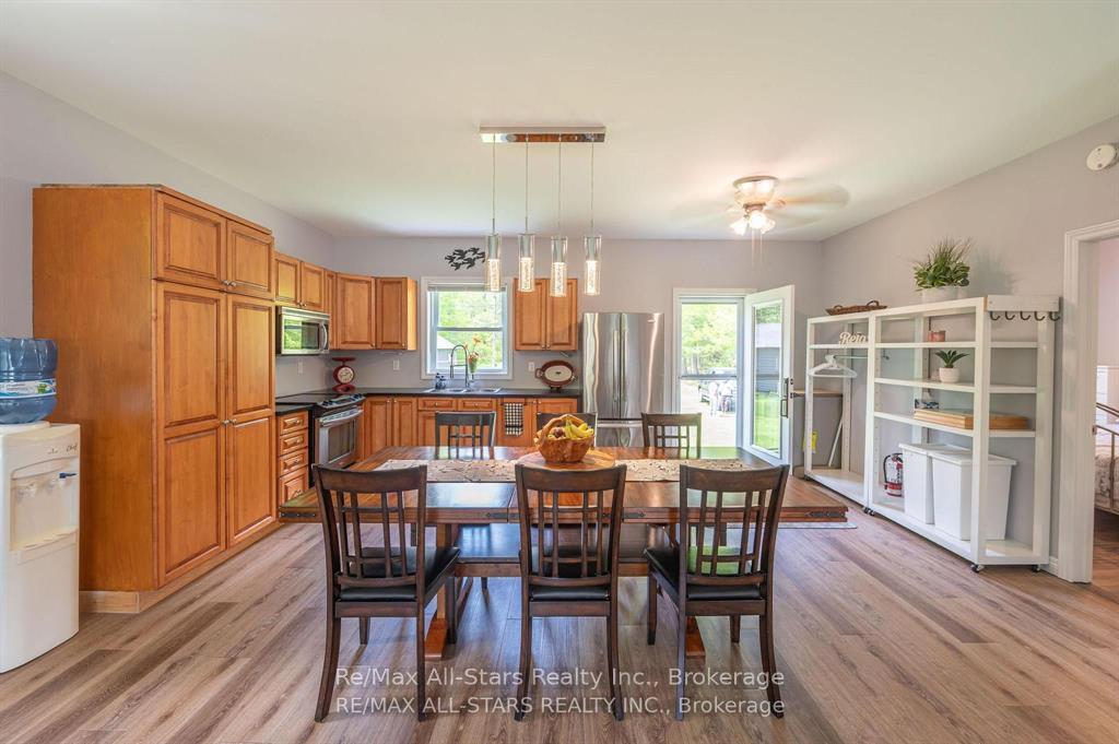 Photo 9 of 24 Relax Avenue, Kawartha Lakes, Norland — HOMEH