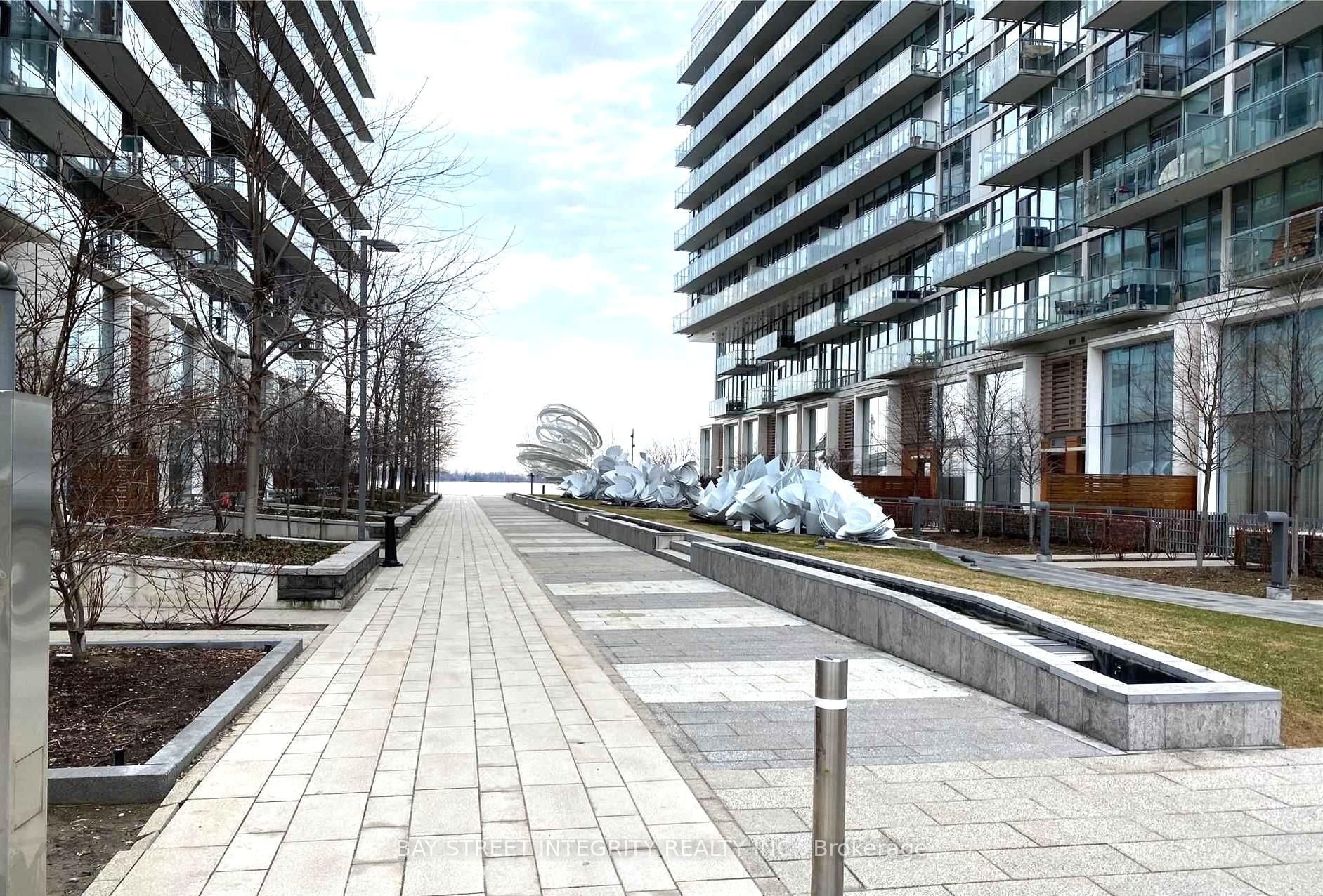 Photo 2 of Unit 2708, 15 Queens Quay E, Toronto, Waterfront Communities — HOMEH