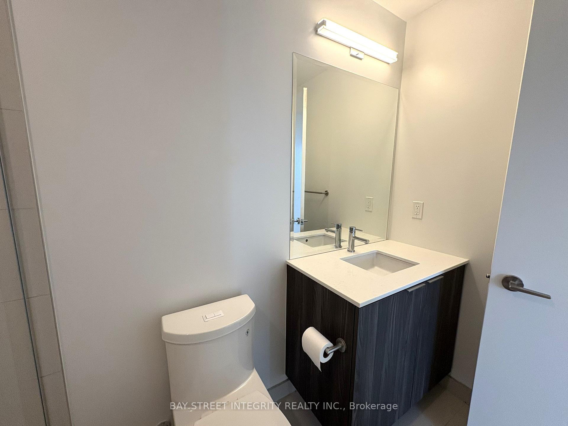 Photo 12 of Unit 2708, 15 Queens Quay E, Toronto, Waterfront Communities — HOMEH
