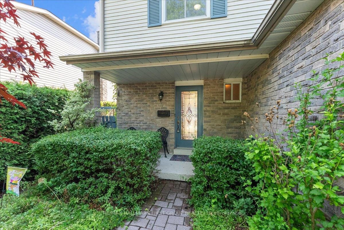 Photo 4 of 16 Goodfellow Street, Whitby, Lynde Creek — HOMEH