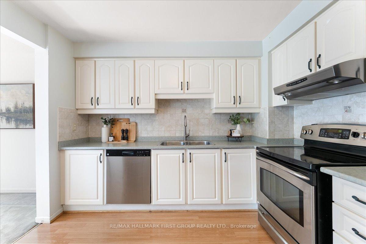 Photo 17 of 16 Goodfellow Street, Whitby, Lynde Creek — HOMEH