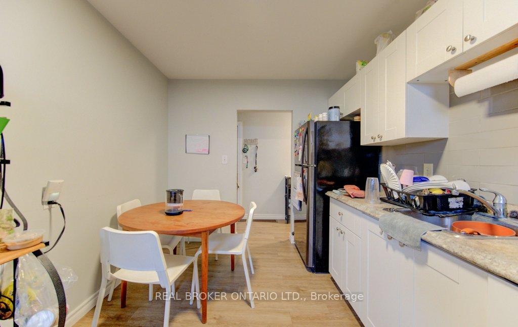 Photo 22 of 109 Eton Drive, Kitchener, Heritage Park/Rosemount — HOMEH
