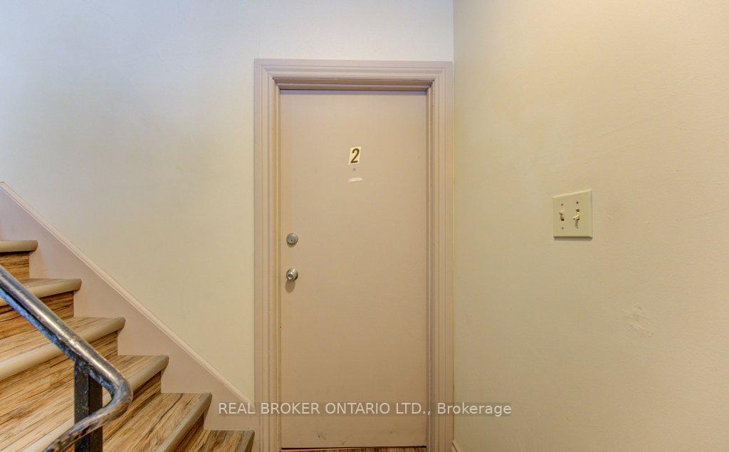 Photo 24 of 109 Eton Drive, Kitchener, Heritage Park/Rosemount — HOMEH