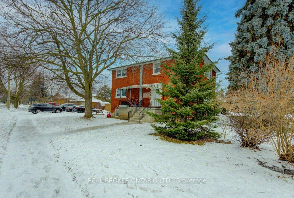 Photo 42 of 109 Eton Drive, Kitchener, Heritage Park/Rosemount — HOMEH