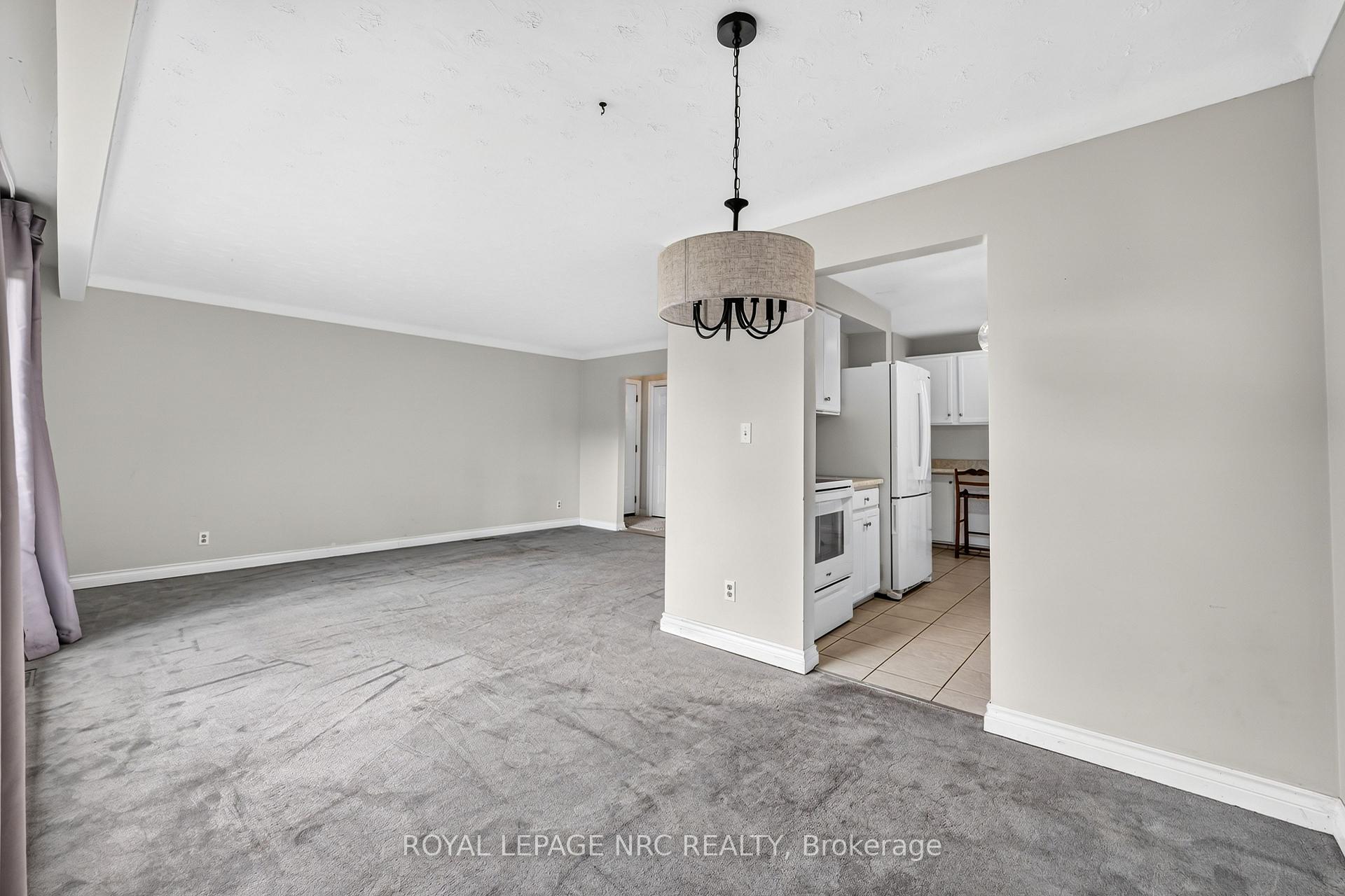 Photo 12 of 9 Sandy Cove Drive, St. Catharines, Lakeshore — HOMEH