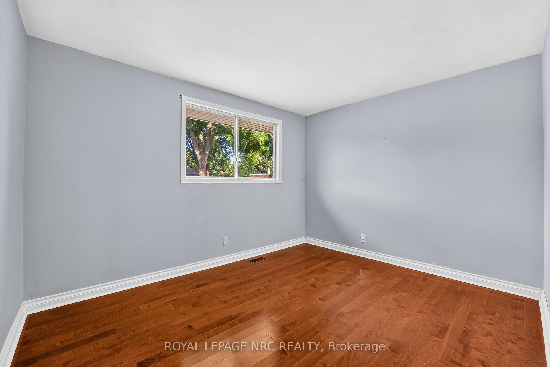 Photo 20 of 9 Sandy Cove Drive, St. Catharines, Lakeshore — HOMEH